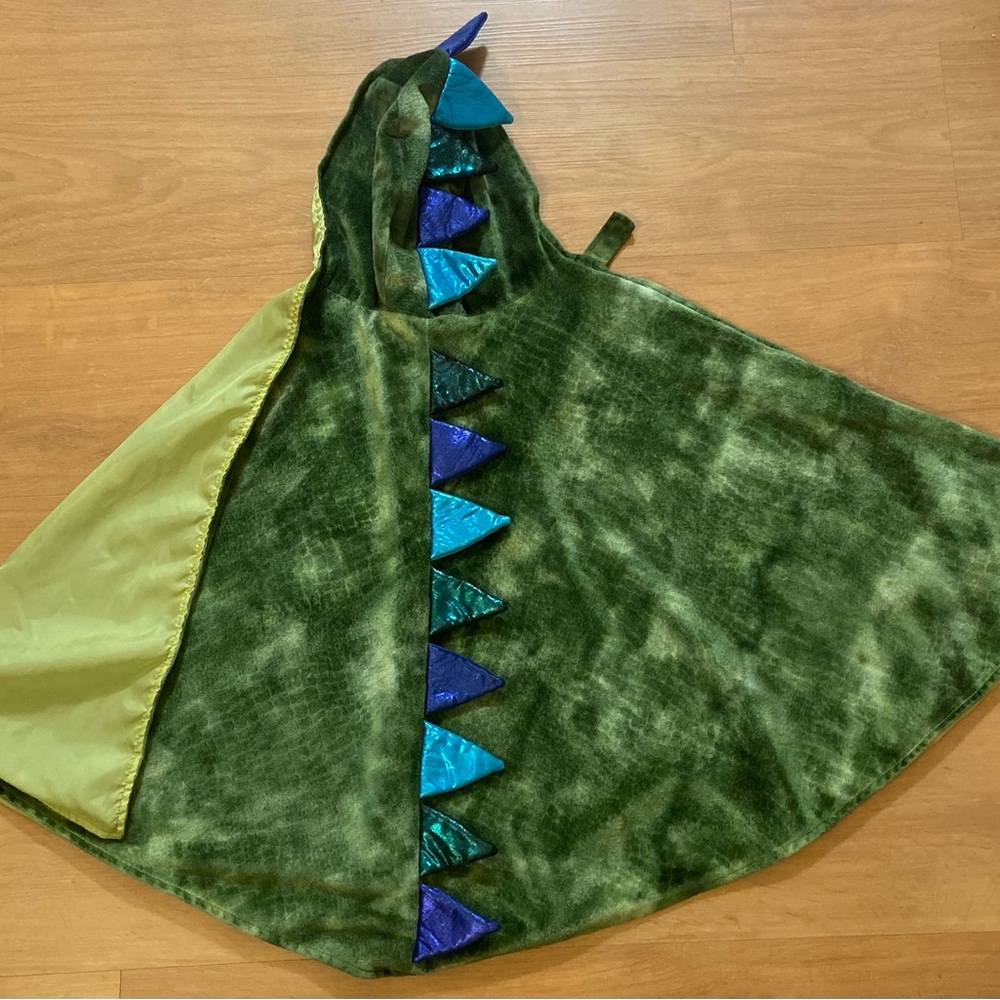 🦖 Great Pretenders Dinosaur/Dragon Cape | Kids Size 5/6 | Perfect for Halloween